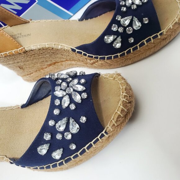 White Mountain Espadrille Sandals with Beads Decor - Picture 4 of 13
